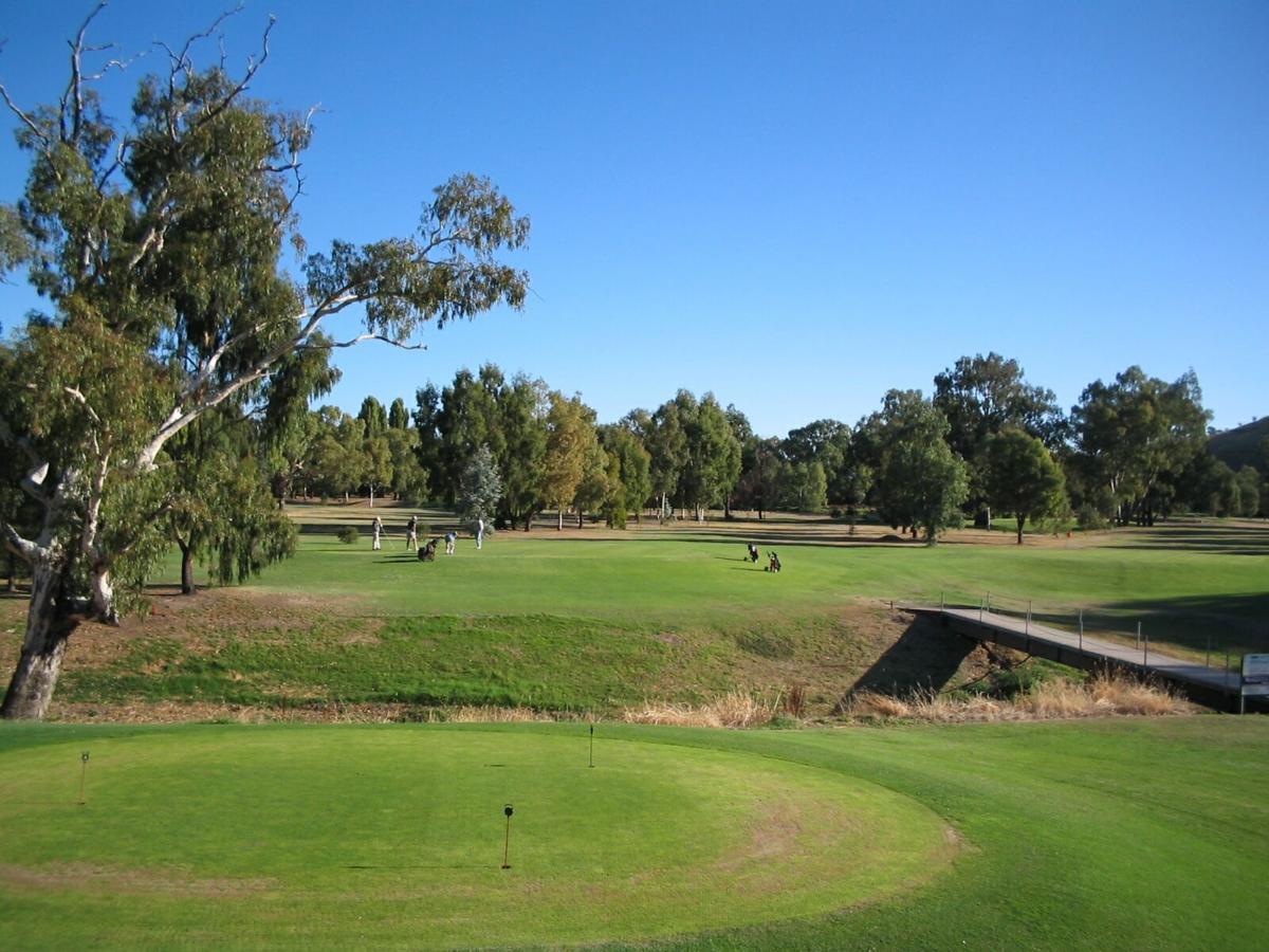 Gundagai Tourist Suites Zewnętrze zdjęcie